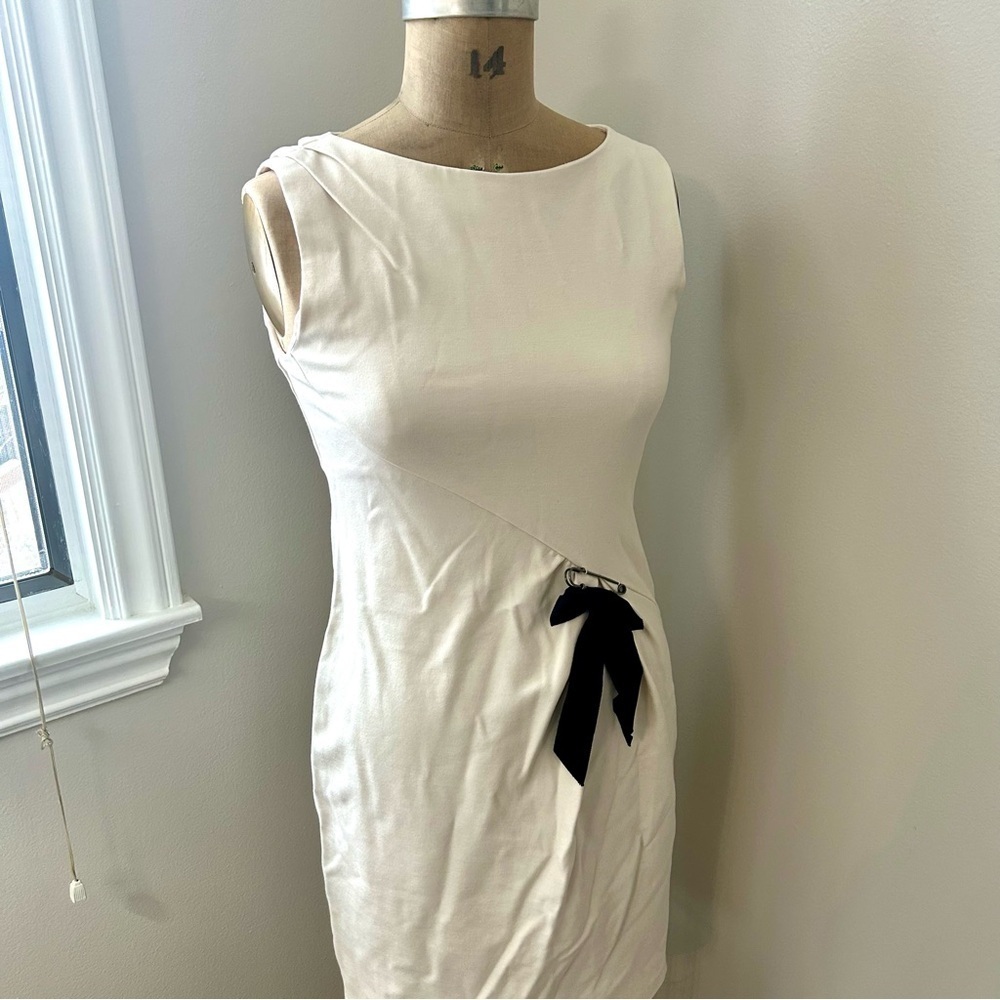 Women’s Nanette Lepore “Take a Bet” Cream Knit Shift Dress w/Black Bow Sz 8 NWT! - Picture 3 of 16